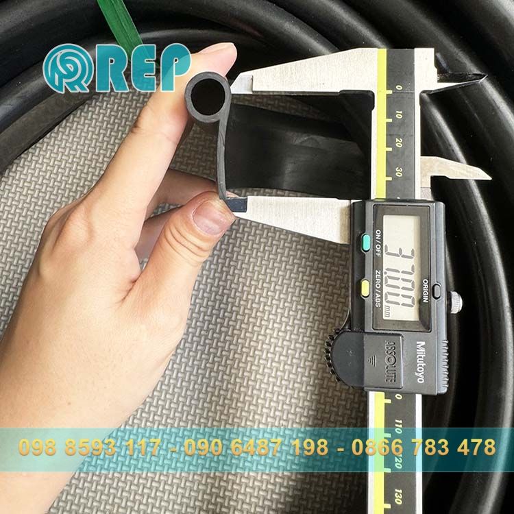 ron silicon chu p 37x15 01