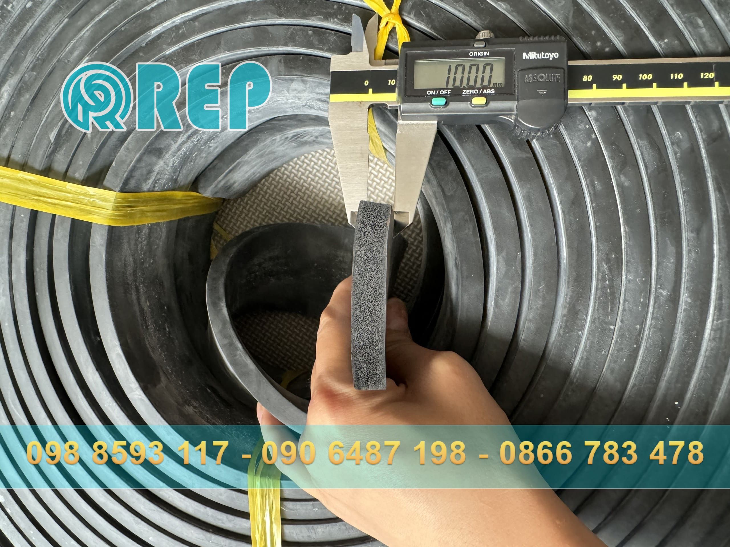 Góc cắt ron cao su xốp 10x60mm