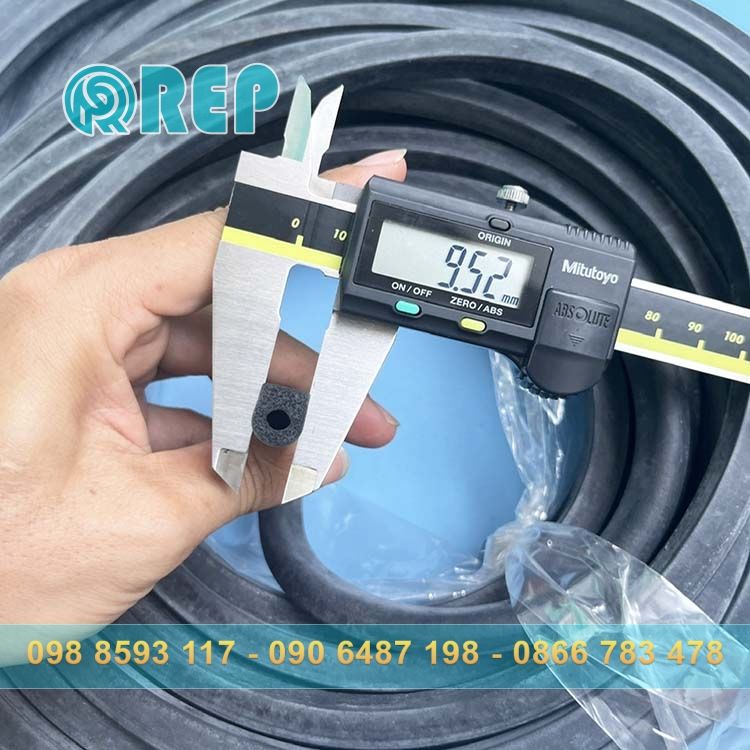 Gioang cao su chu D 9x11