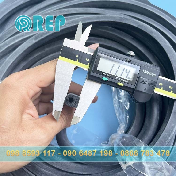 Gioang xop cao su chu D 9x11