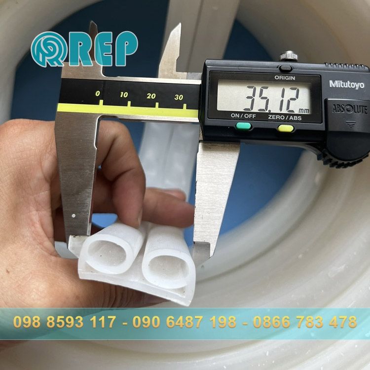 ron silicon chu E 35x15x2 02