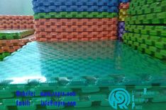 Thảm xốp màu xanh dương